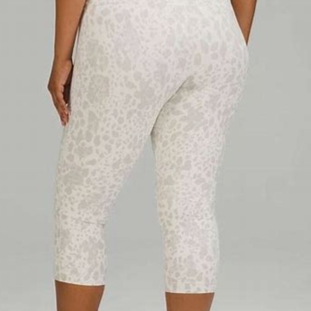 Lululemon Align Leggings Hr Crop 21" Cheetah Camo Antique size 8